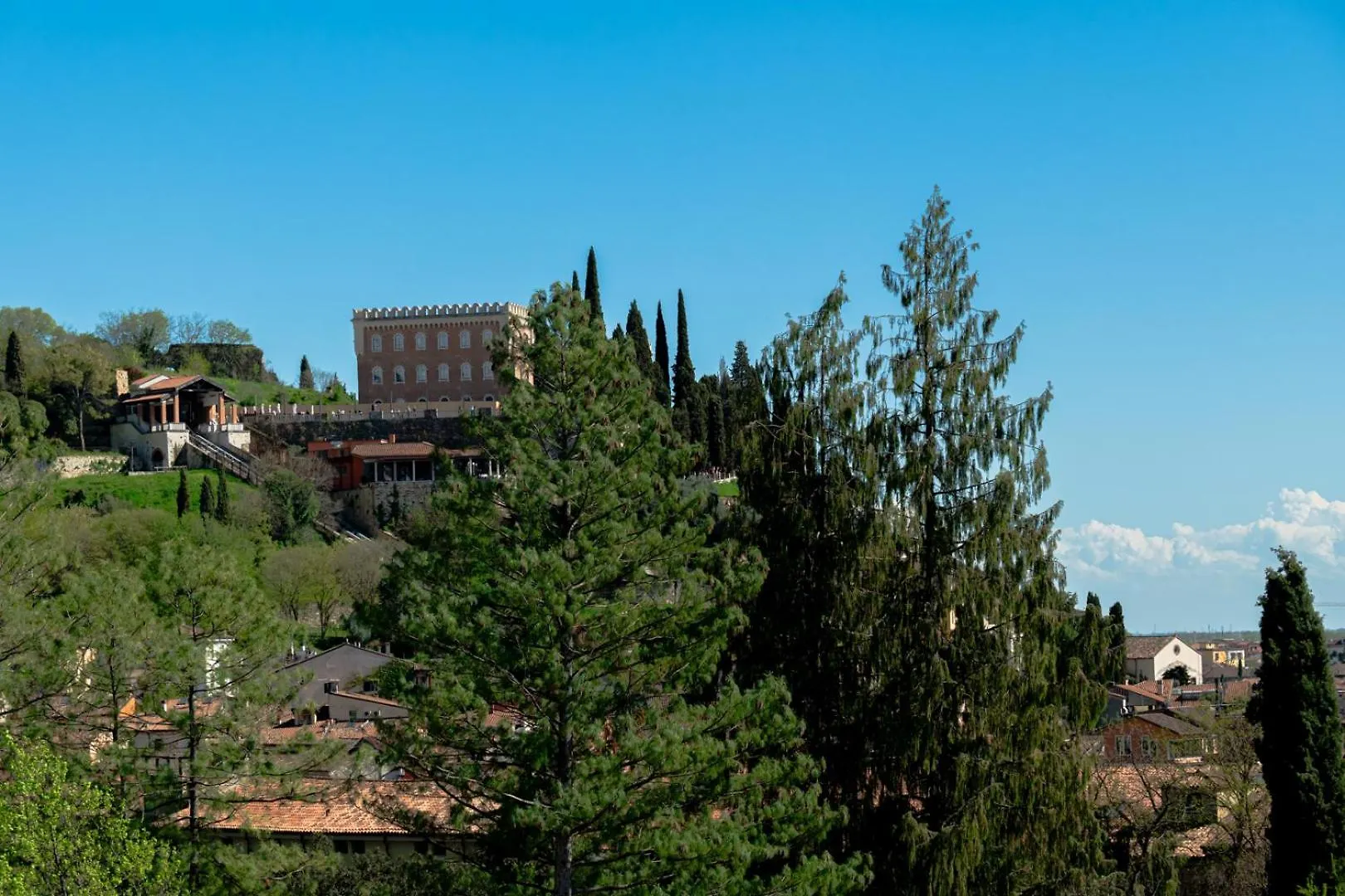 Skyline Verona - Amazing View Apartment