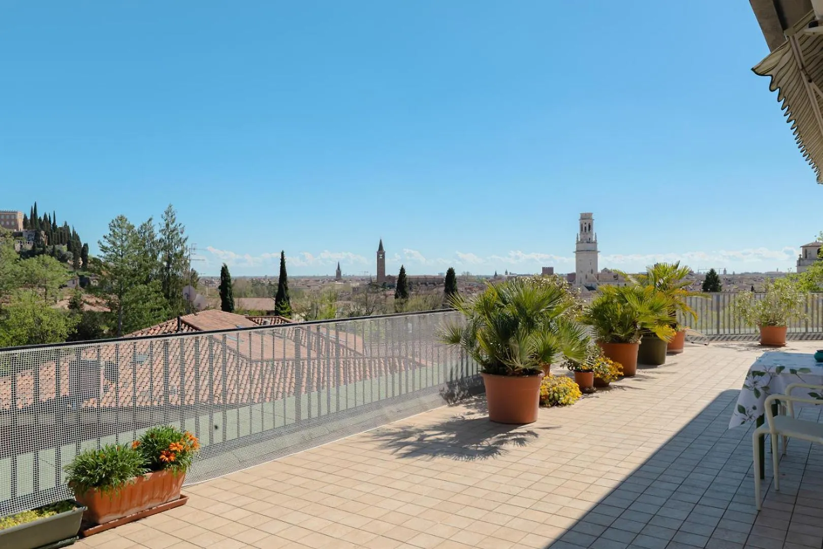 Skyline Verona - Amazing View Apartment